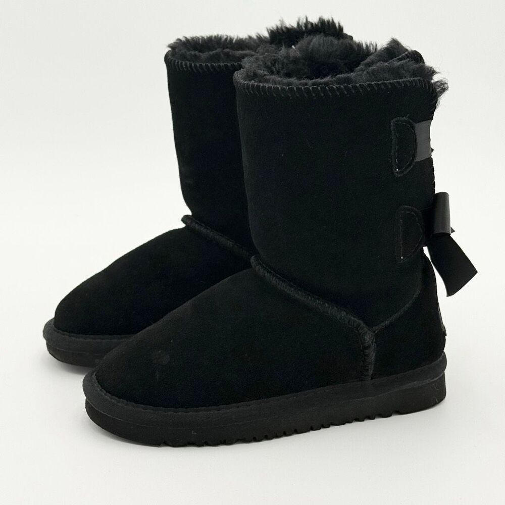 UGG Black Bailey Bow Sheepskin Winter Boots - Little Kids US Size